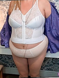 Erotic mamas are taking off their dress for a photoshoot